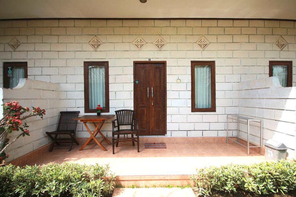 Rambo Homestay Uluwatu Exteriör bild