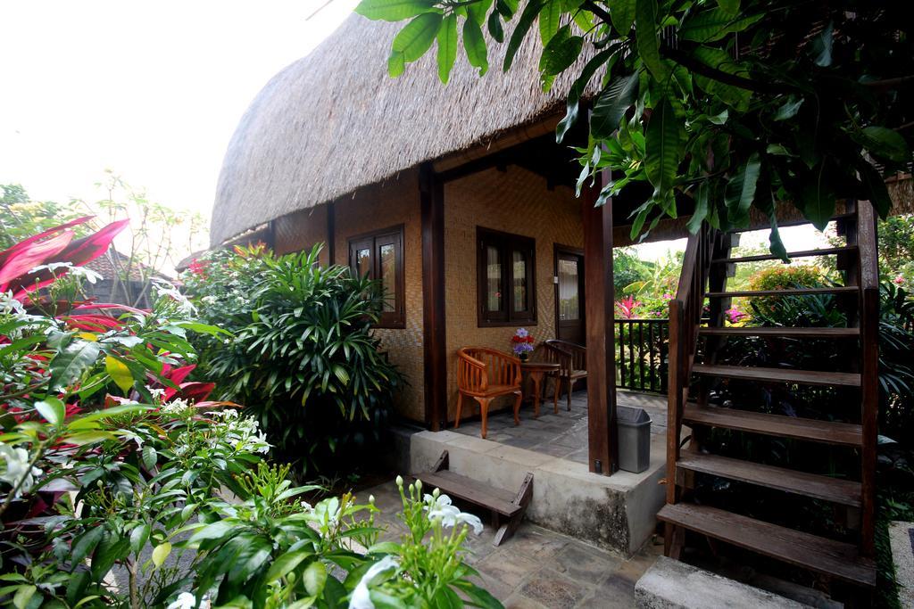 Rambo Homestay Uluwatu Exteriör bild